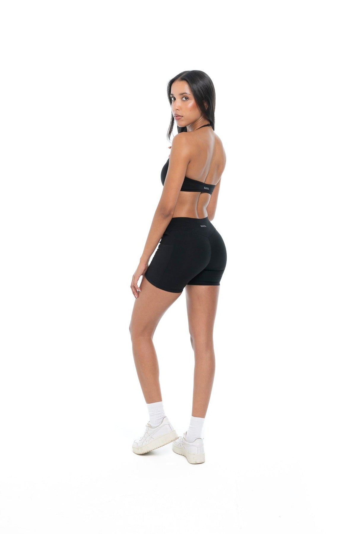 Black - Classic Shorts — Mid Rise